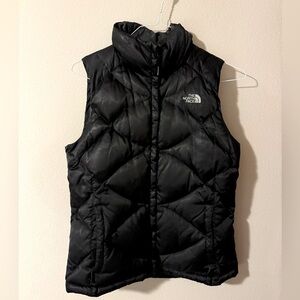 The North Face Black Quilted Vest size Medium